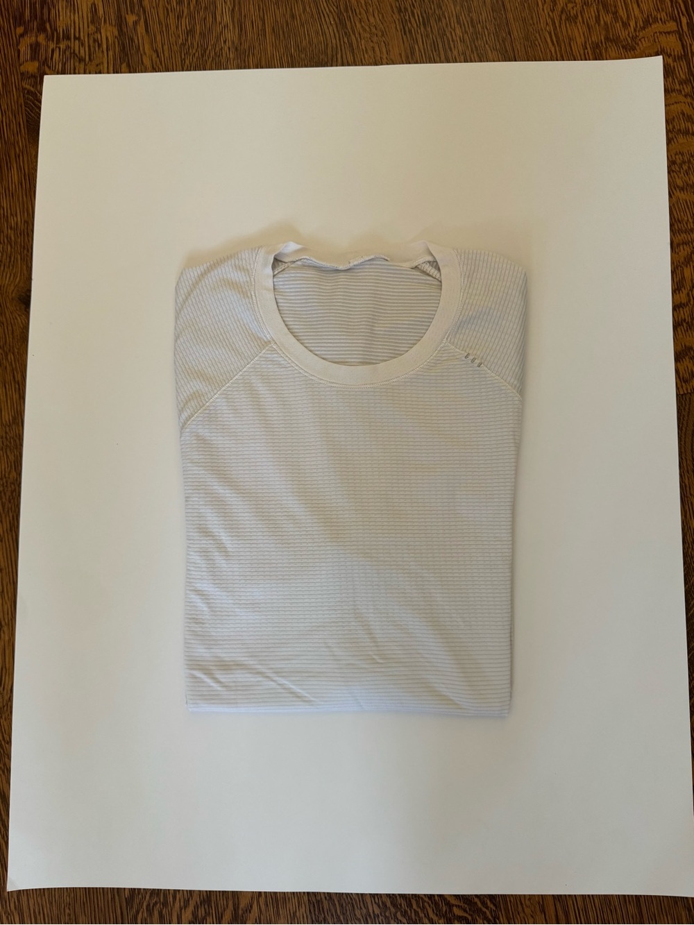 lululemon Men’s Metal Vent Tech Short Sleeve Crew Tee in White XL